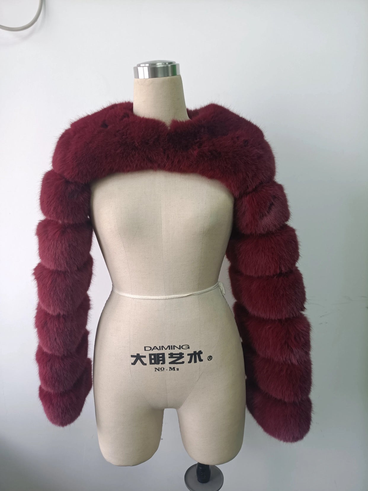 Sold color fluffy faux sleeves coat