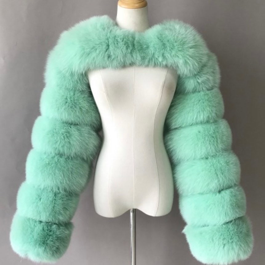 Real fluffy sleeves coat